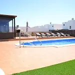 ヴィラ Casa Mabel *